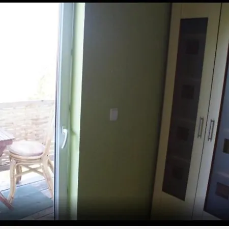 Ostanak kod kuće Queens Bed With Private Balcony